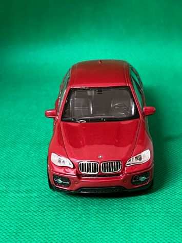 Modellino BMW X6