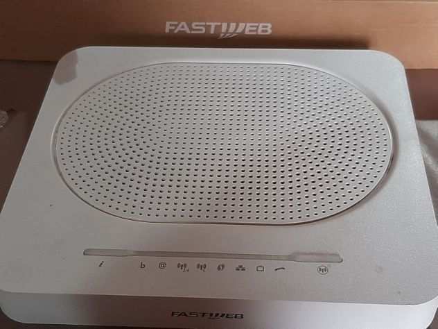 Modem FASTWEB bianco