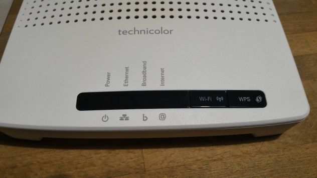 Modem Router ADSL Fastweb Technicolor TG582N