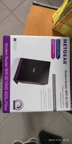 Modem Router Netgear modello D6400