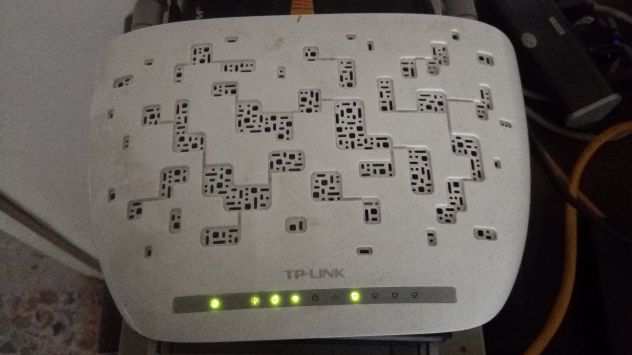 modem router TP LINK TD W8968