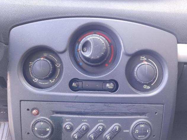 MODULO COMANDO RISCALDAMENTO  CLIMA RENAULT CLIO laquoIIIraquo (2006)