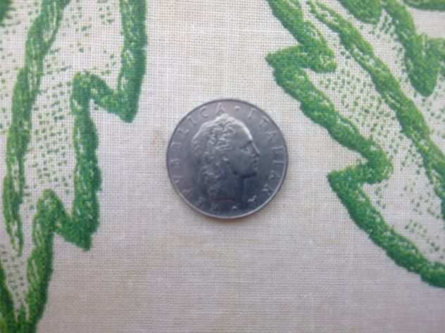 Moneta da cinquanta 50 lire del 1956 vecchia lira