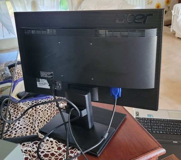 Monitor Acer 20quot LED V206HQL, 1366 x 768, HD LED HDMI, VGA