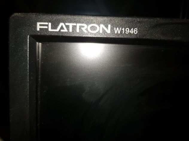 Monitor LG Flatron W1946 usato