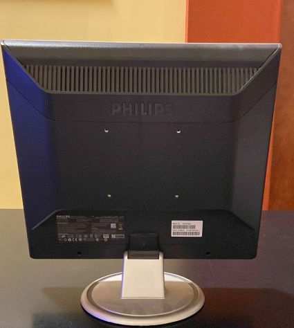 MONITOR PHILIPS LCD COL. ARGENTO 170A7FS00 usato (ns. rif. 171122003).