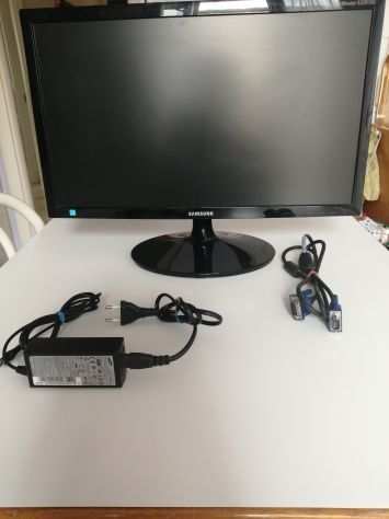 Monitor SAMSUNG LCD 22rdquo (SyncMaster S22B150)