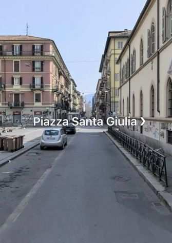 Monolocale piazza santa giulia