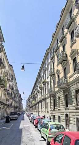 Monolocale VIA MASSENA 450euro SPESE COMPRESE