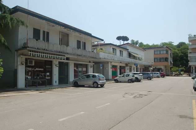 MONTEGROTTO TERME NEGOZIO IN AFFITTO