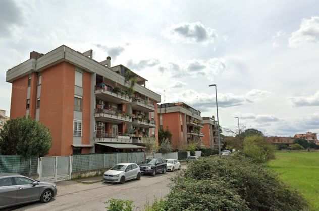 MONTEROTONDO QUADRILOCALE CON BALCONE