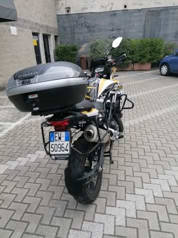moto Benelli TRK 502