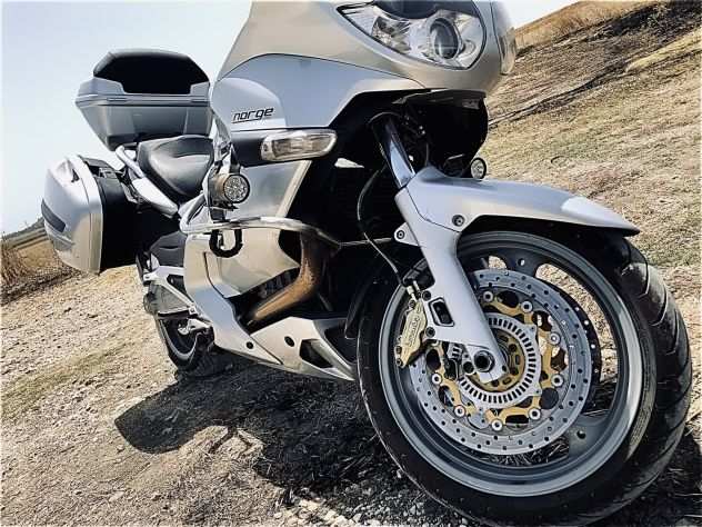 Moto Guzzi norge 1200 abs
