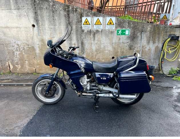 Moto Guzzi V35 ex Carabinieri