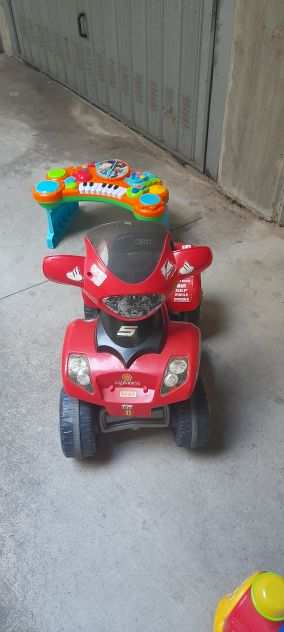 moto rossa per bambini