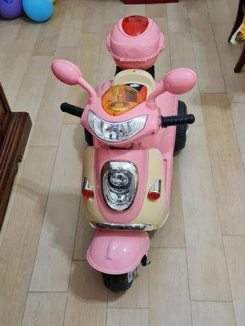 Motoretta elettrica per bambina gioco per bimbi Fascia di etagrave3-6 anni