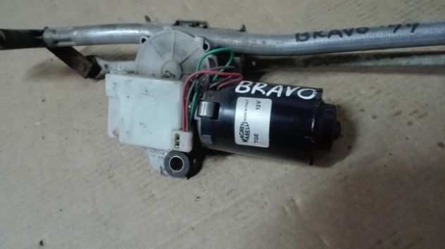 Motorino tergicristallo anteriore Fiat Bravo del 2000 (TGE434A)