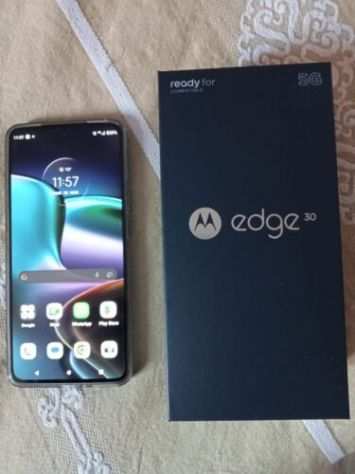 Motorola Edge30-128GB grigio, perfetto  accessori