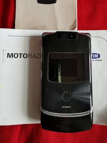 MOTOROLA ( RAZR V3XX )