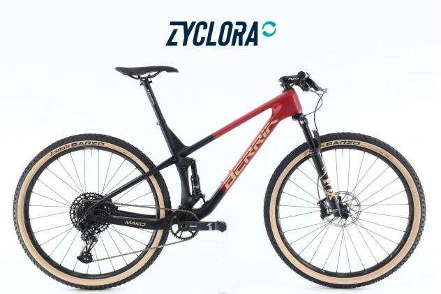 Mountain Bike Berria Mako Sport carbonio