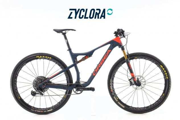 Mountain Bike Orbea Oiz M10 carbonio X01