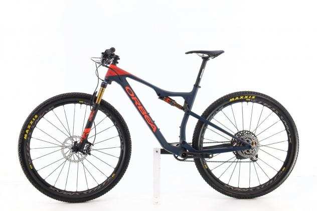 Mountain Bike Orbea Oiz M10 carbonio X01