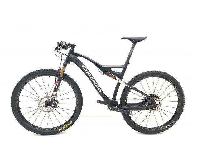 Mountain Bike Orbea Oiz M10 carbonio X01