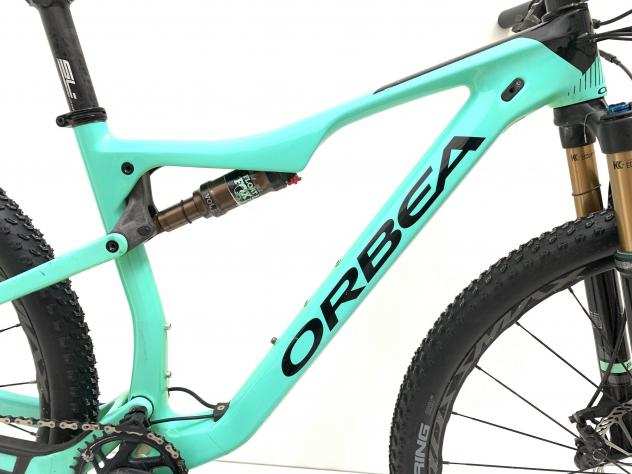 Mountain Bike Orbea Oiz M10 carbonio X01