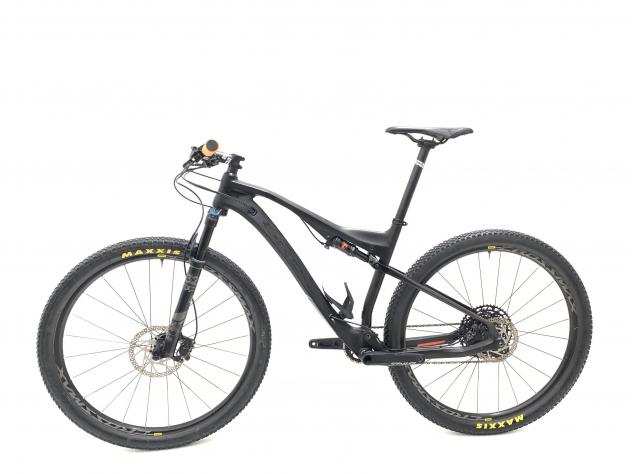 Mountain Bike Orbea Oiz M50 Carbonio