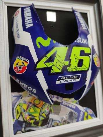 Movistar Yamaha MotoGP - MotoGP - Valentino Rossi - cupolino Yamaha M1 scala 14 Autografato da Valentino Rossi