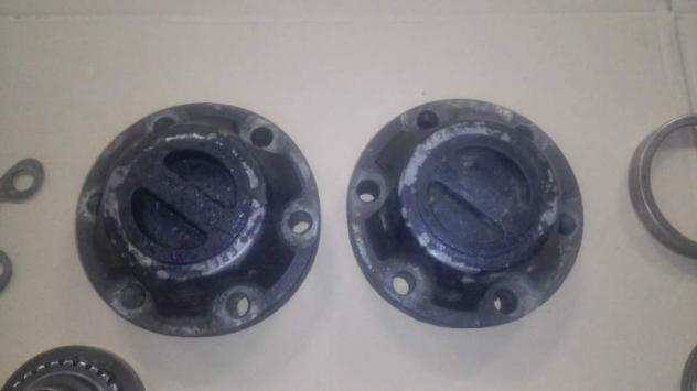 Mozzi Manuali inserimento 4x4 Originali Nissan Patrol TR 2.8 91