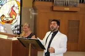 musica e canti in chiesa TENORE ed organista