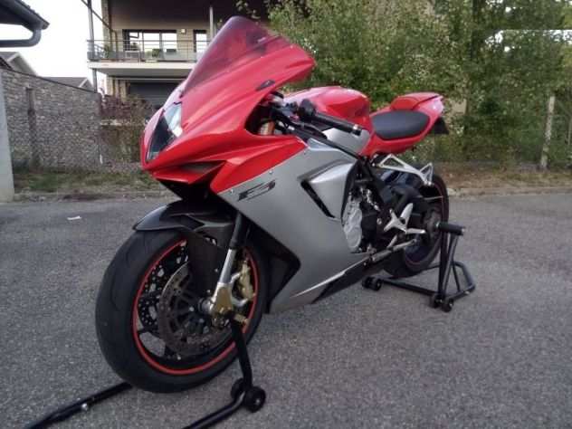 MV Agusta F3 (675cm3) 2012