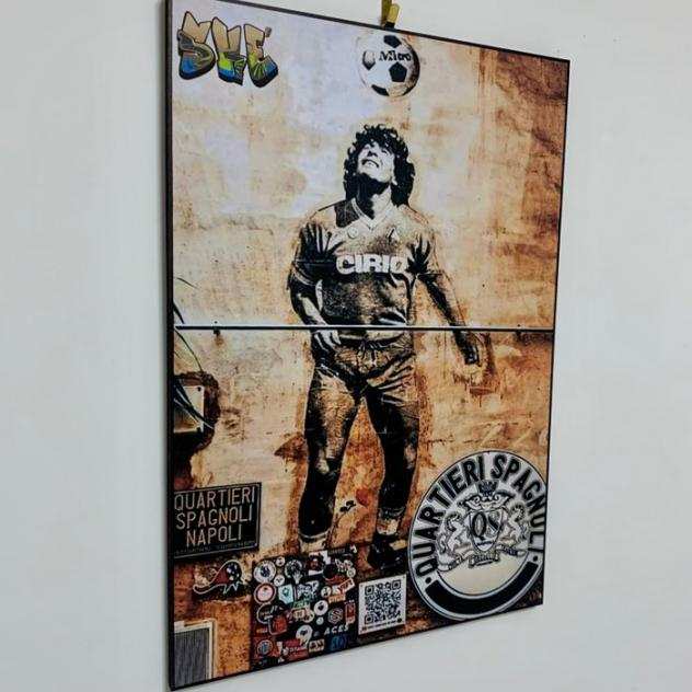 Napoli Murales il Palleggio di Testa del D10S - Diego Maradona - 2023 - Artwork, Stampa su legno