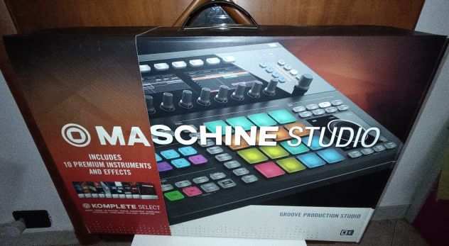 Native Instruments Maschine Studio