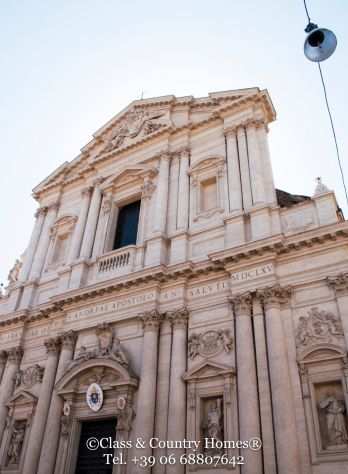 Negozio in Affitto Roma Centro Storico tra Navona e Pantheon