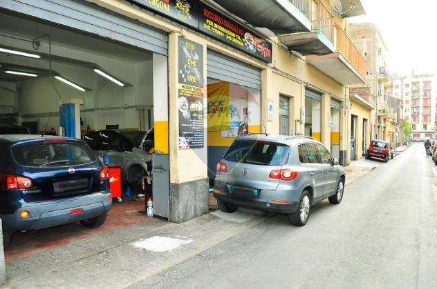 Negozio in vendita a Catania - 4 locali 442mq