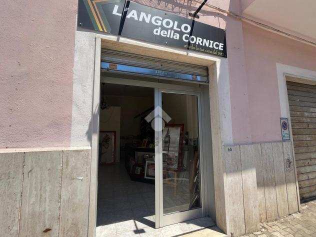 negozio Via Legnano, LATINA