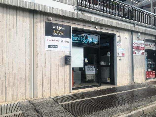 negozio Viale SantAlfonso Maria degrave Liguori, FOGGIA