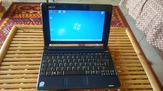 Netbook portatile da viaggio piccolo notebook Acer