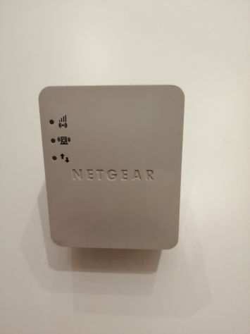 NETGEAR WiFi Range Extender WN 1000 RP