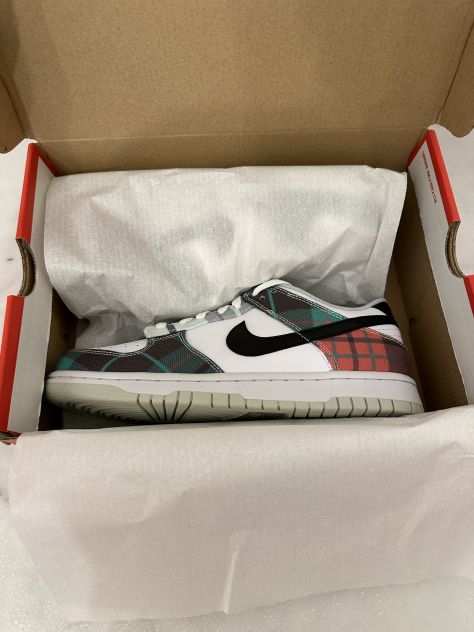 Nike dunk low plaid