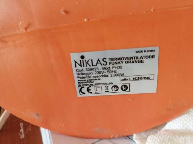 NIKLAS 539023 termoventilatore portatile 2000W funny orange