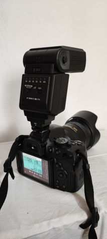 Nikon 5100 con obiettivo Nikon 18-200 vr2 3.5-5.6