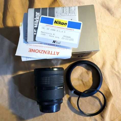 Nikon AF Nikkor 28mm F.1,4D (ottica eccezionale e rarissima, un gioiello)
