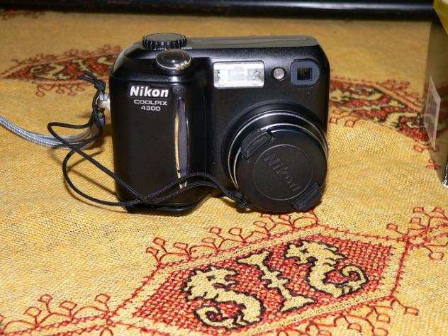 Nikon Coolpix 4300