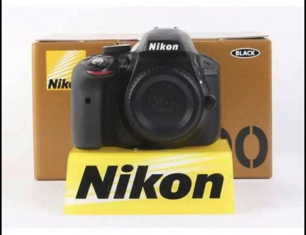 Nikon D3300 nuova in scatola sigillata