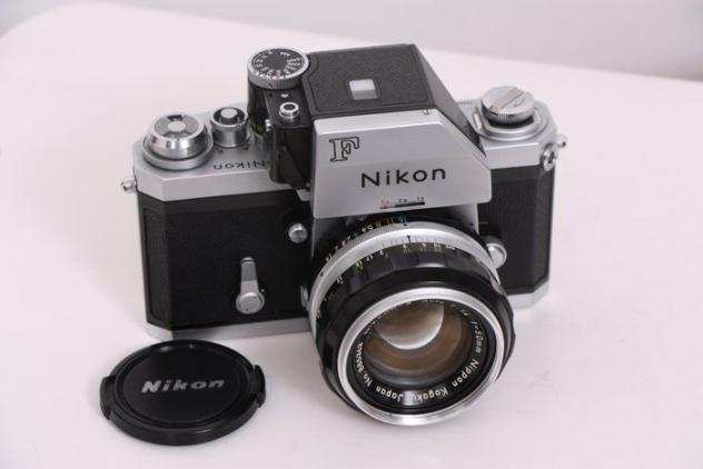 Nikon F Matr 7096536 con Nikkor -S Auto 50mm f 1,4 Tokyo Kogaku matr. 885363 Fotocamera analogica
