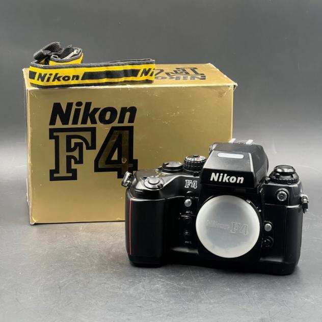 Nikon F4  Fotocamera analogica