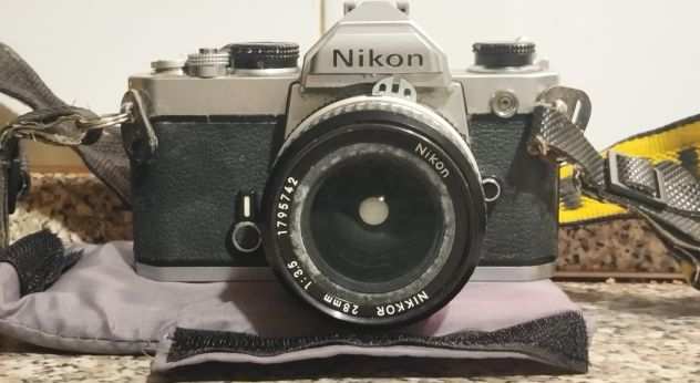Nikon FM 28mm 2157344